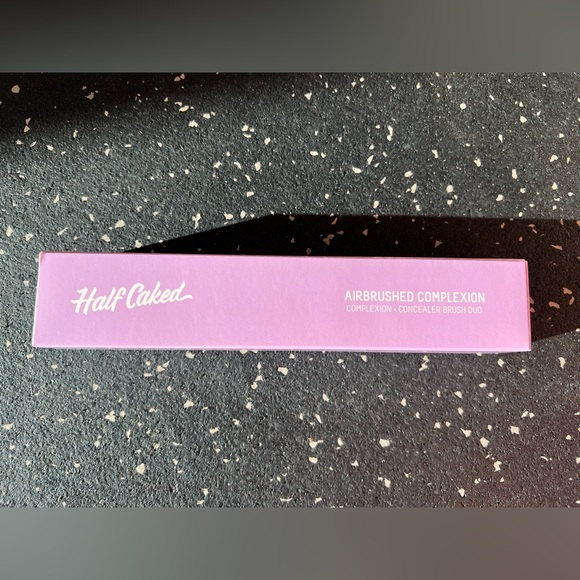 HALF CAKED | Airbrushed Complexion Duo - Picture 8 of 11